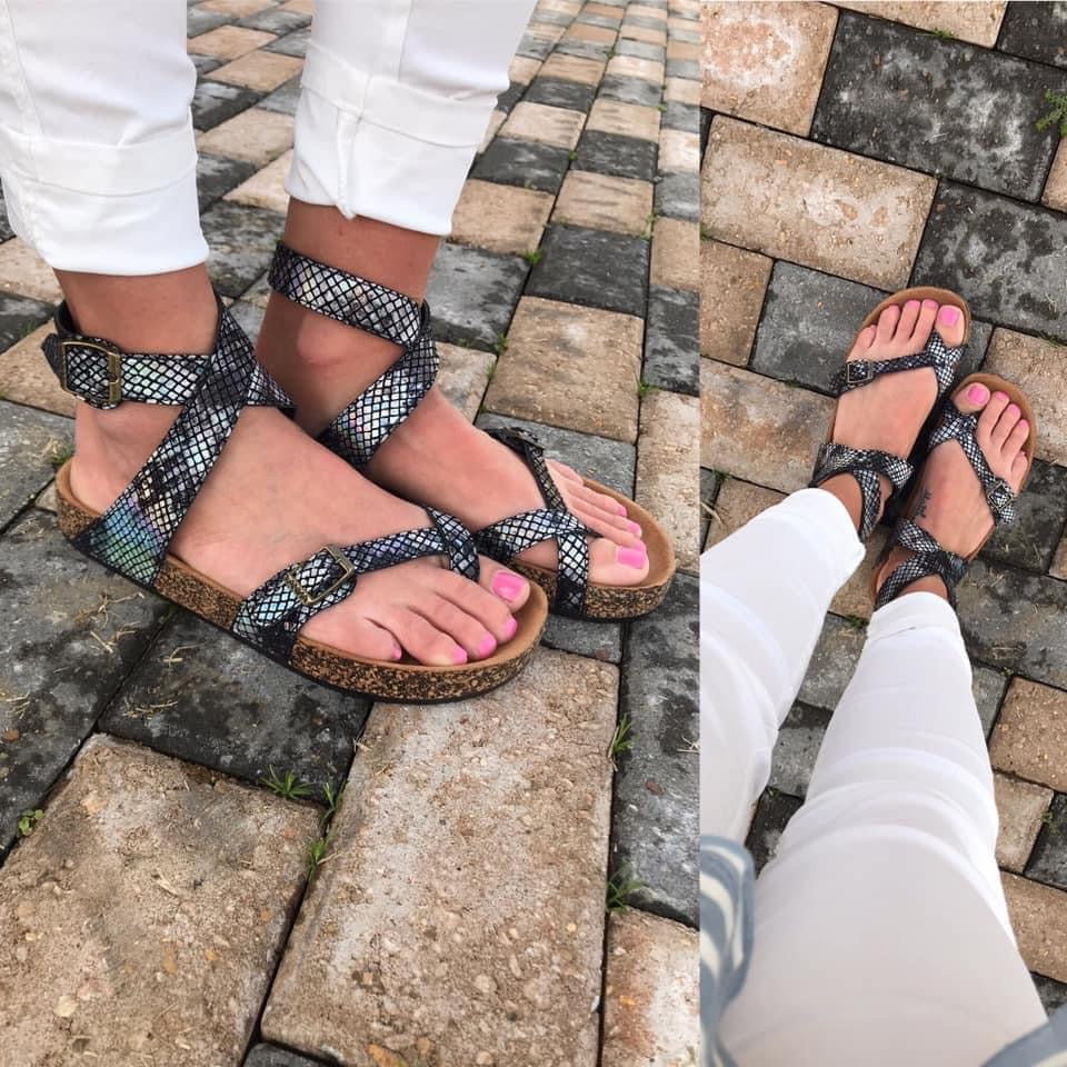 Maddie Sandal