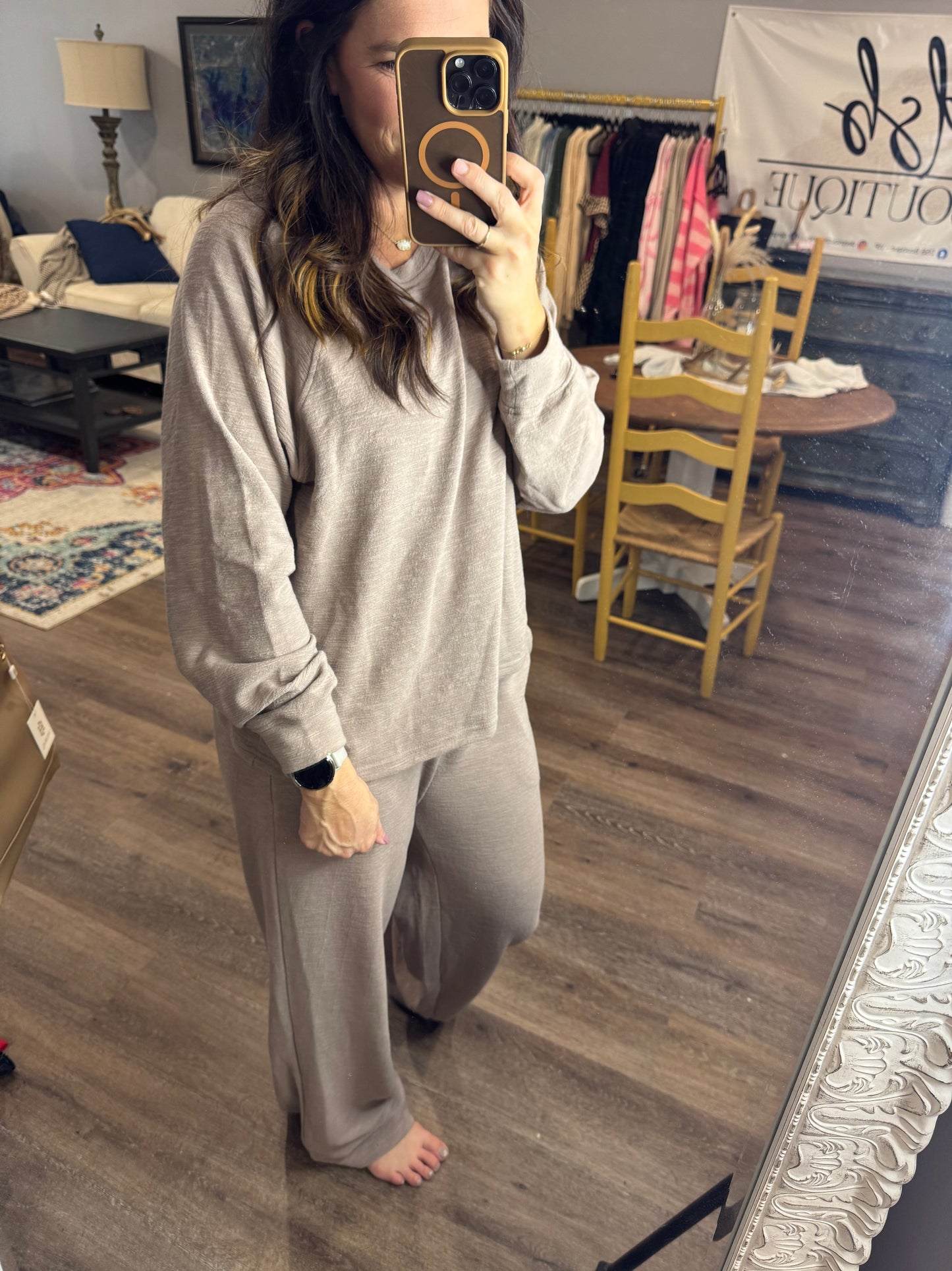 Don't Settle Lounge Set